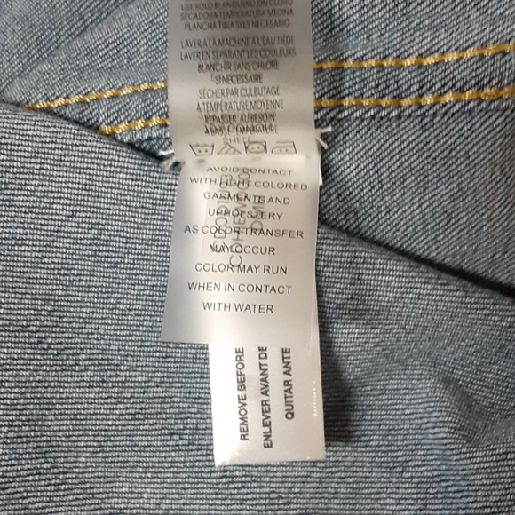 Calvin Klein crop Jean Jacket - Picture 12 of 12